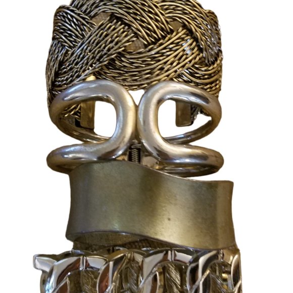 4 Gold Metal Bracelets - Picture 1 of 1